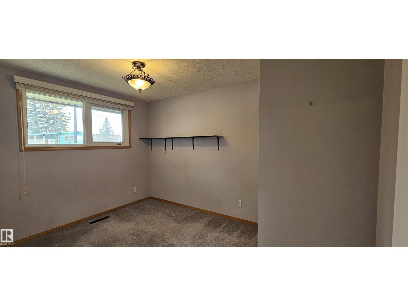 5307 114B ST NW - 19