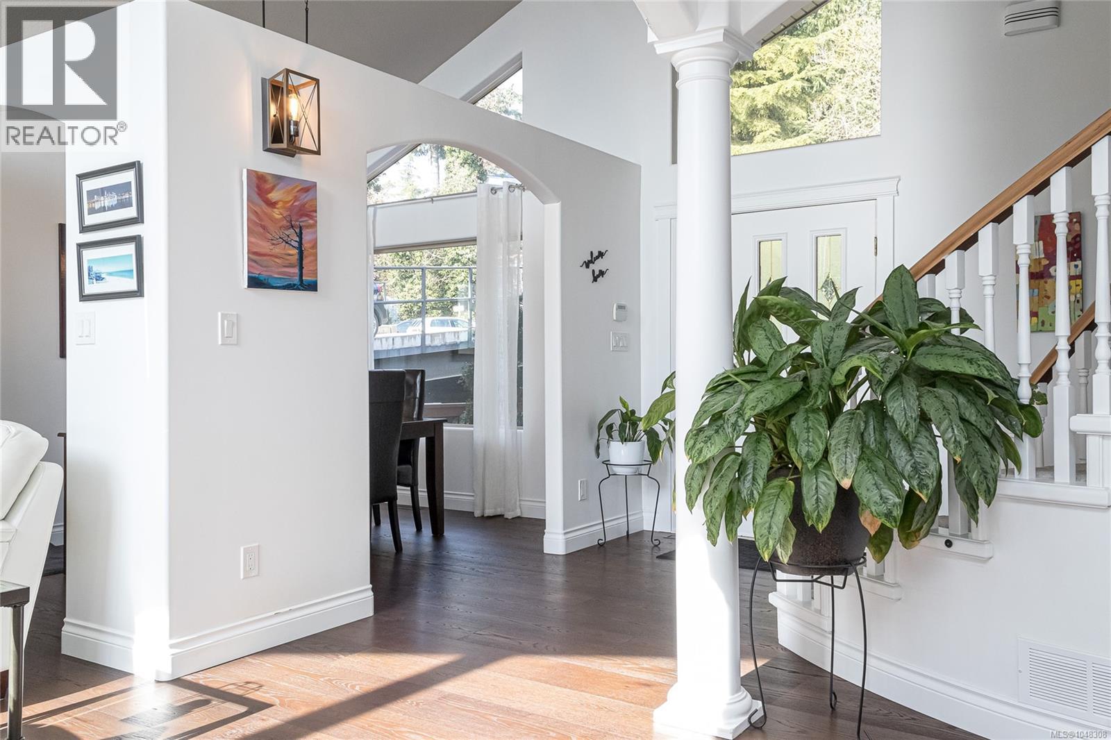 150 Rainbow Cres - 14