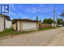 5 Chisholm Crescent Nw, Calgary, AB T2L0Y9 Photo 27