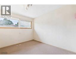 5 Chisholm Crescent Nw, Calgary, AB T2L0Y9 Photo 15
