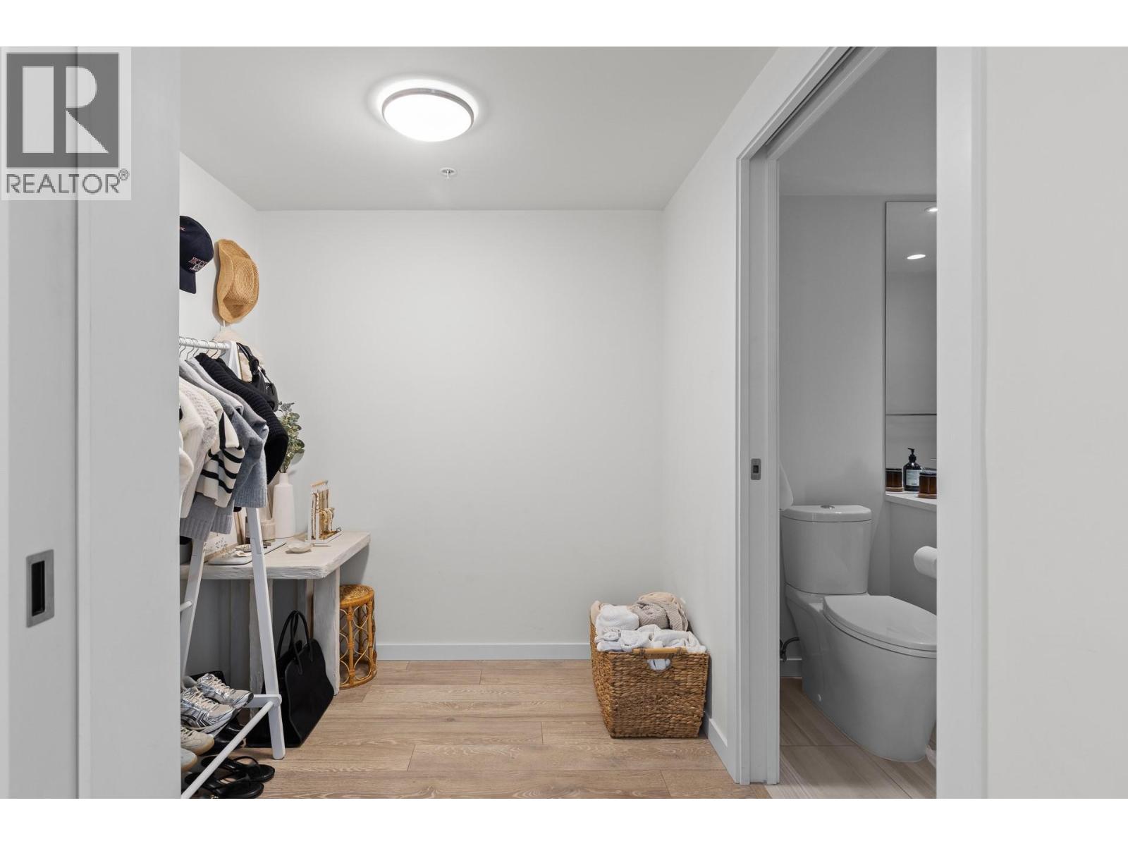 #704 485 Groves Avenue - Image 25