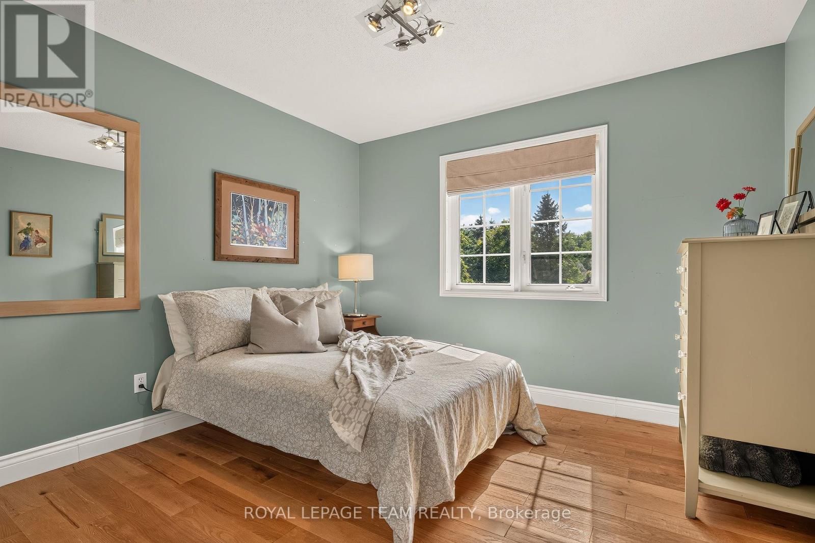 1255 REMINGTON WAY - Image 25