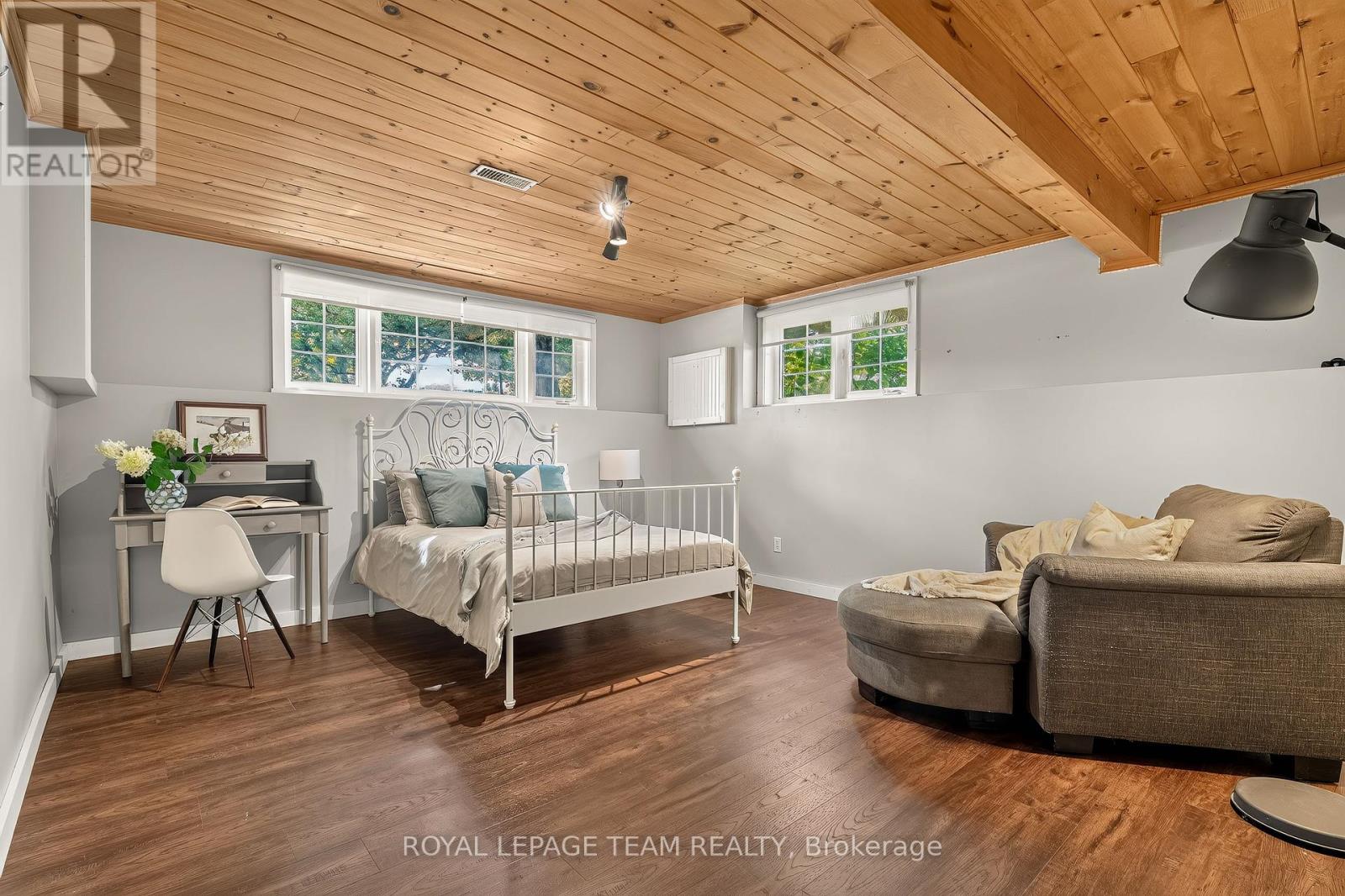 1255 REMINGTON WAY - Image 30