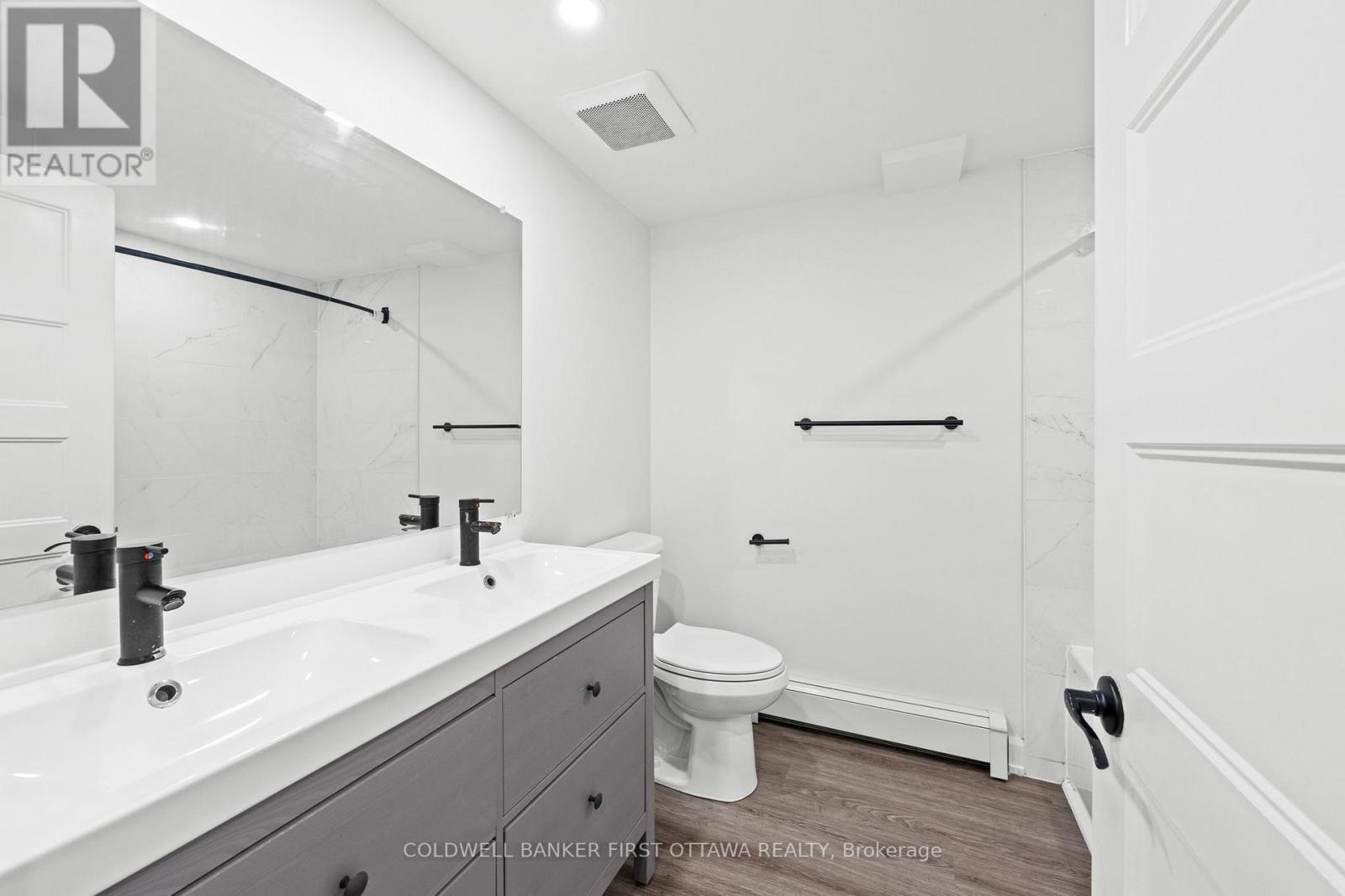 351 AMIENS STREET - Image 24