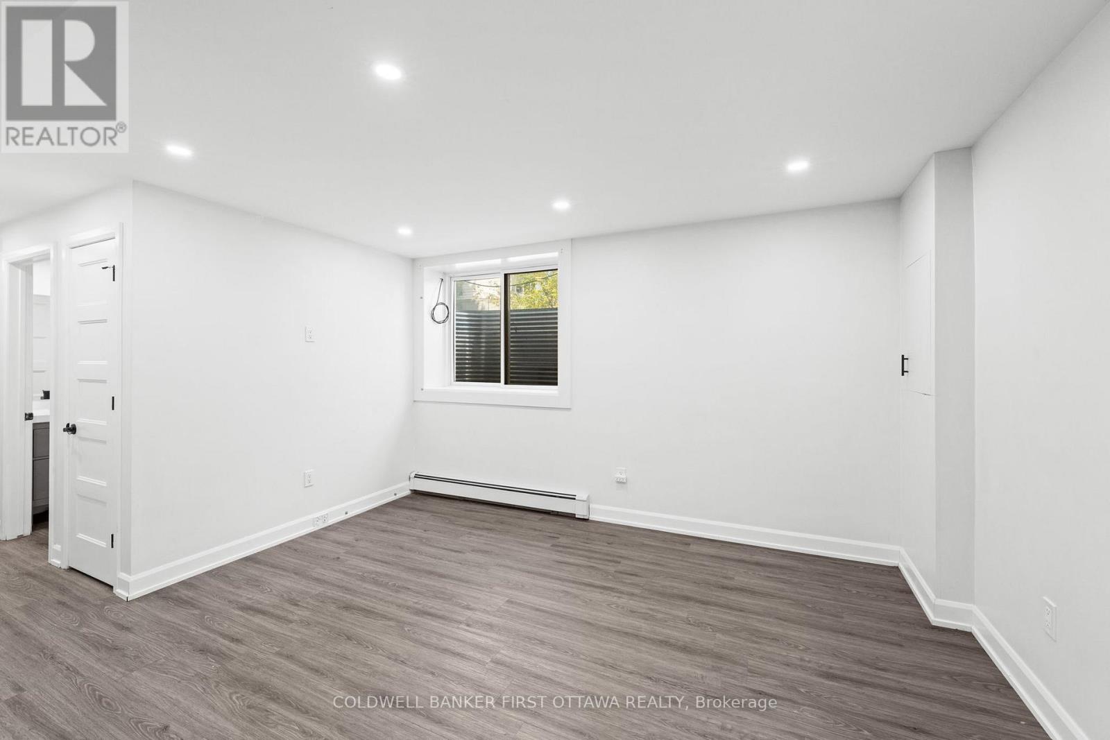 351 AMIENS STREET - 26