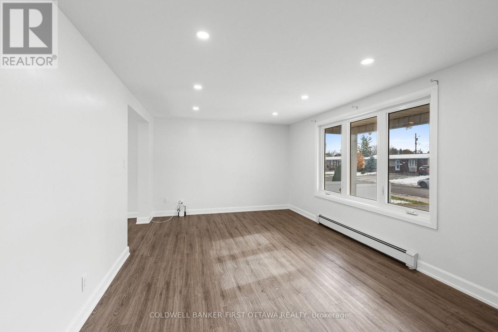 351 AMIENS STREET - 3