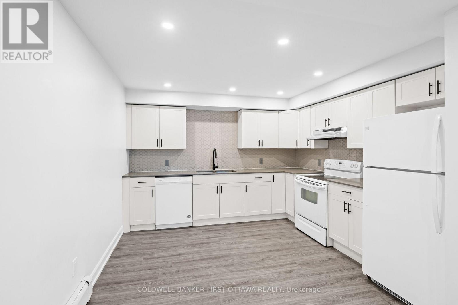 351 AMIENS STREET - 31