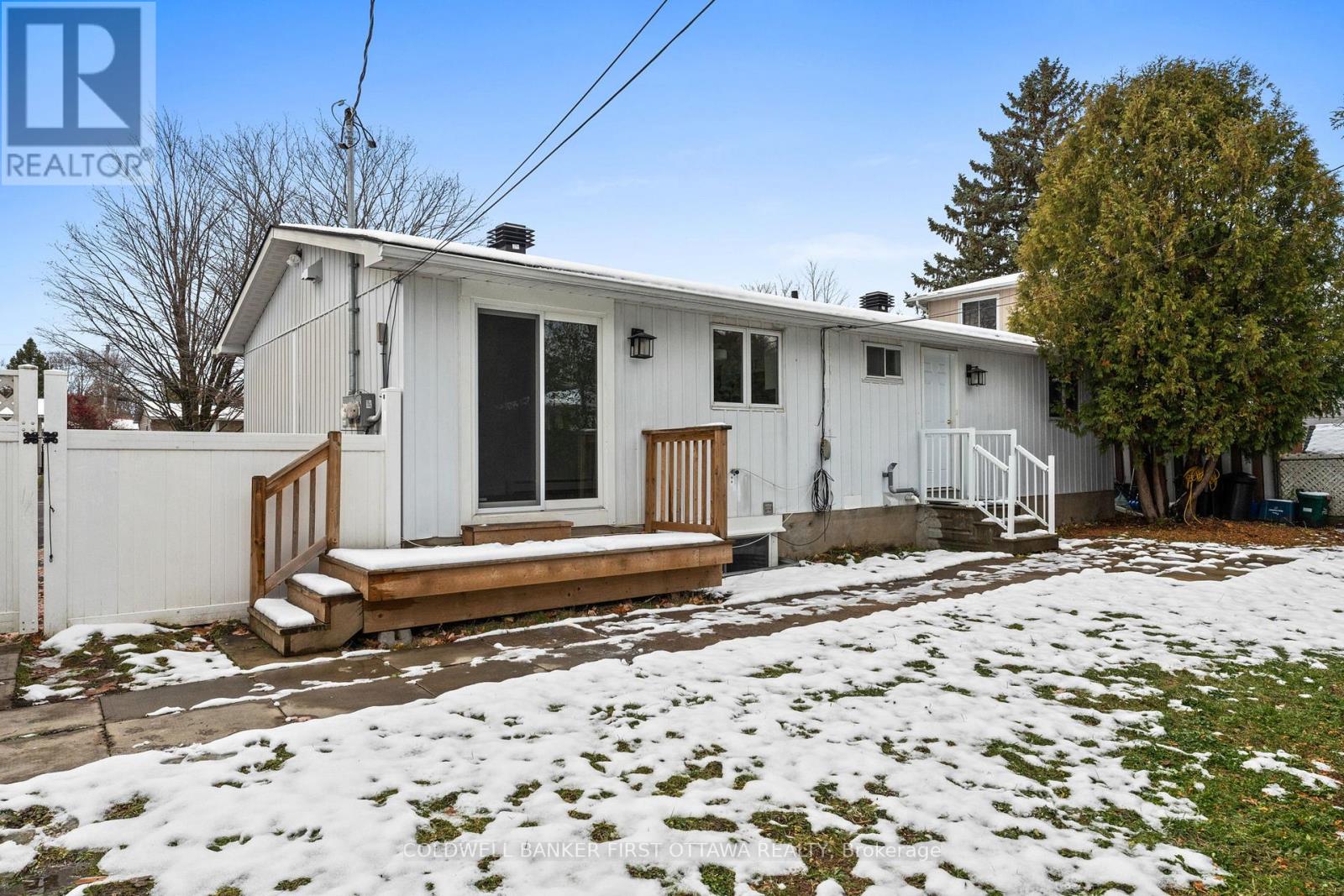 351 AMIENS STREET - 44