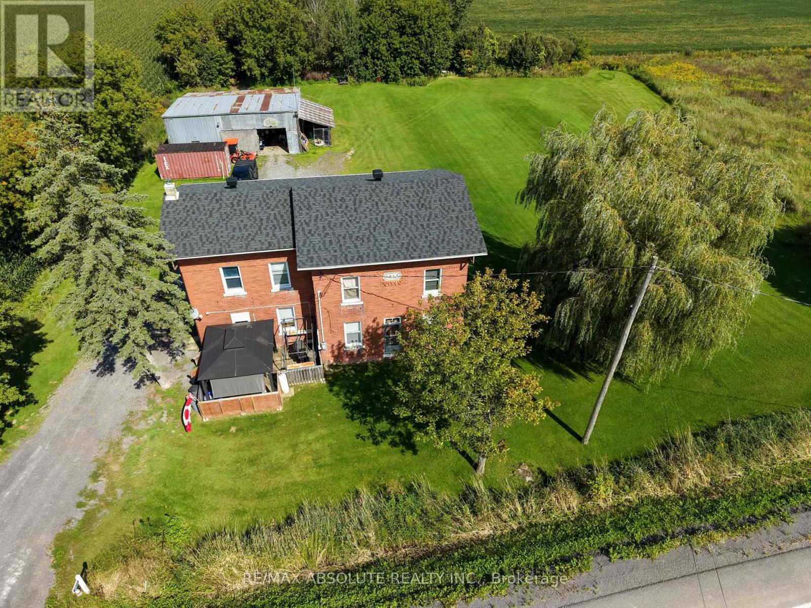 2671 CHAMPLAIN STREET - Image 3
