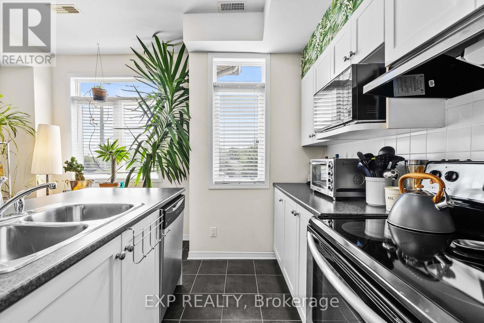 #35 957 CUMMINGS AVENUE - Image 17