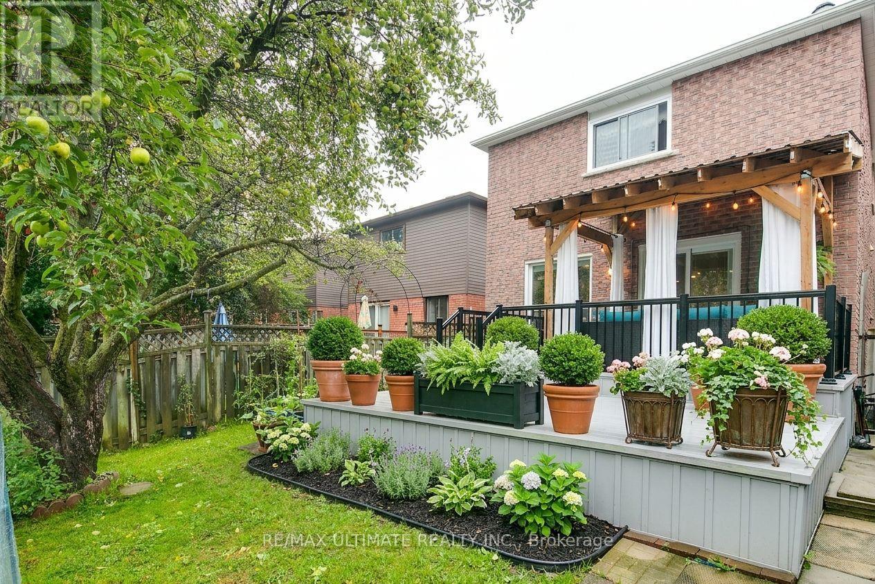 73 CLUETT DRIVE - 27