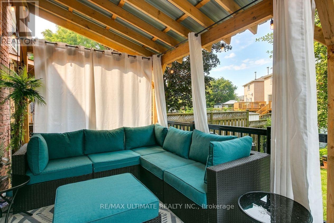 73 CLUETT DRIVE - 29