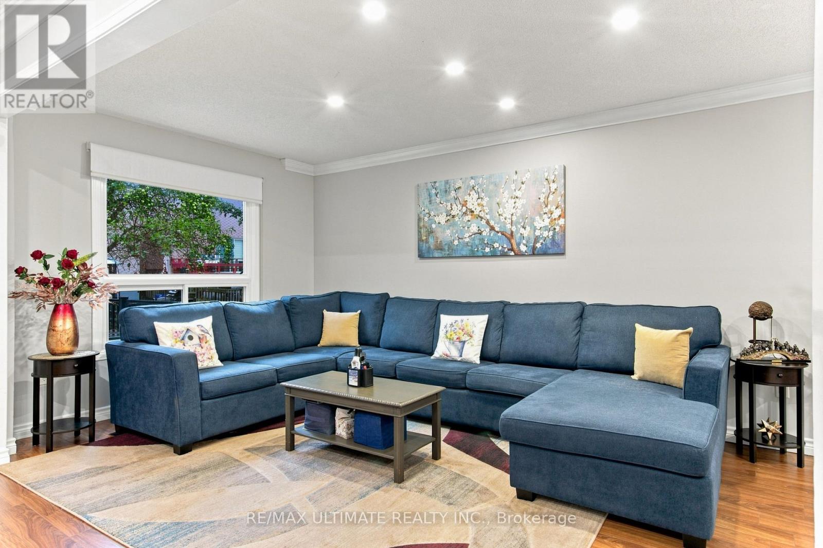 73 CLUETT DRIVE - 5