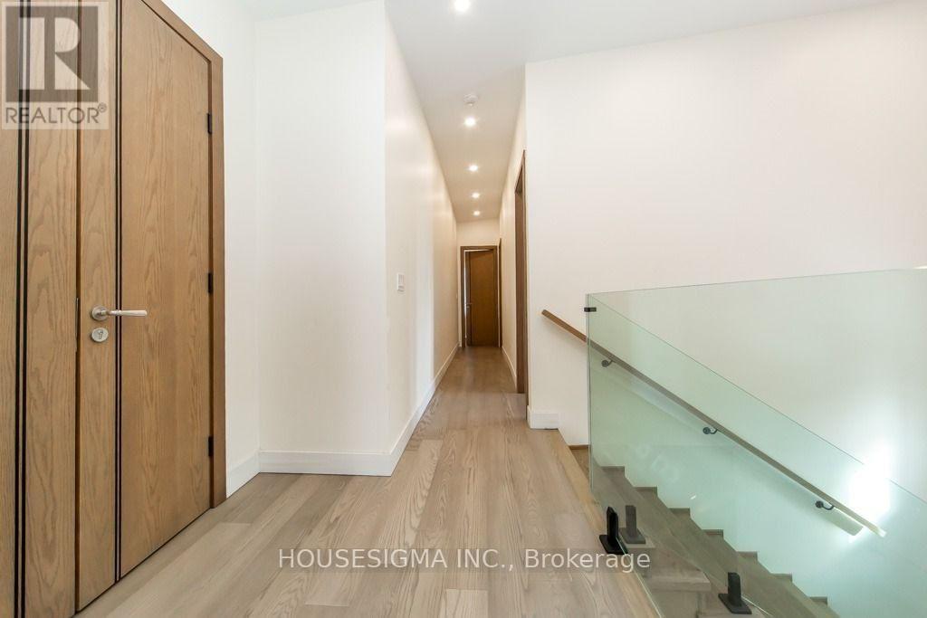 475 WILSON ROAD N - Image 30