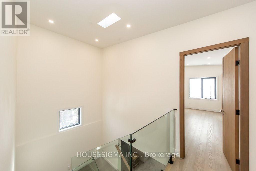 475 WILSON ROAD N - Image 35