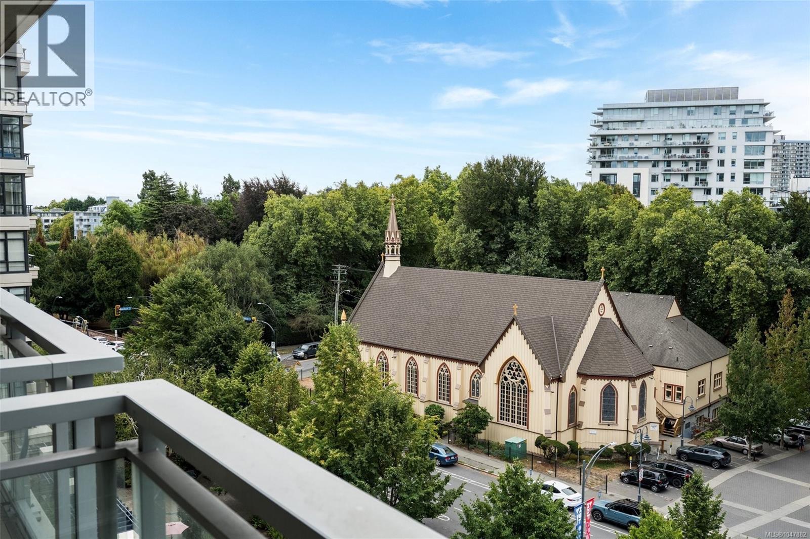 609 751 Fairfield Road, Victoria