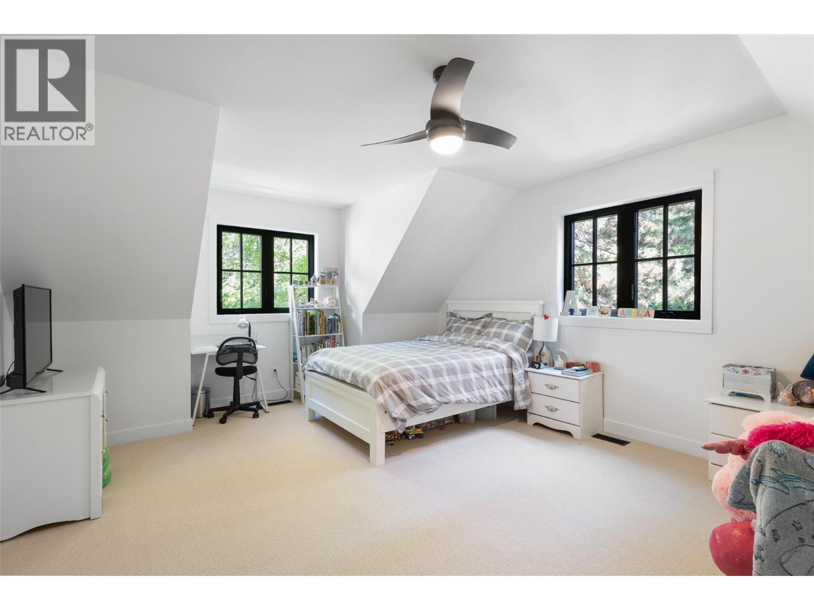 133 Goldclaim Road - 42