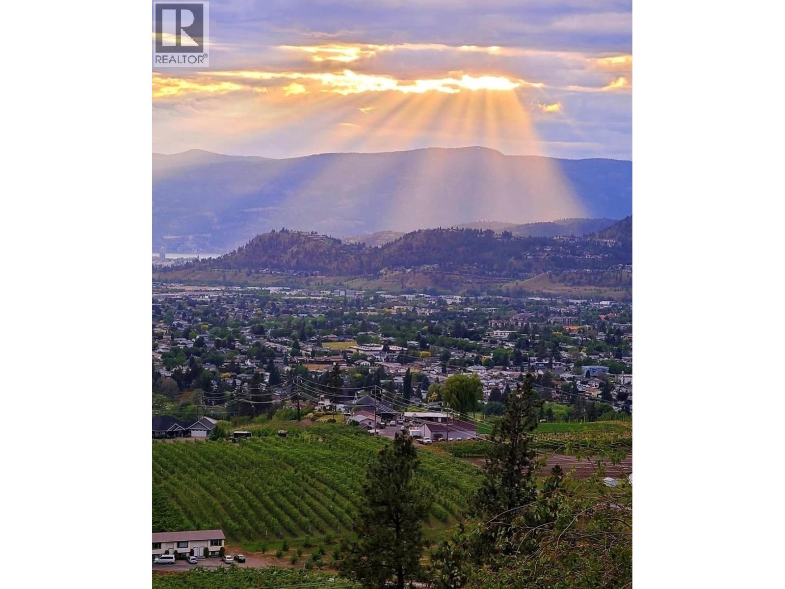1030 Toovey Road, Kelowna