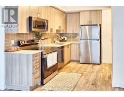 607 - 1455 Celebration Drive, Pickering, ON L1W3R5 Photo 9