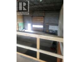 913 - 915 Laval Crescent, Kamloops, BC V2H1T7 Photo 14