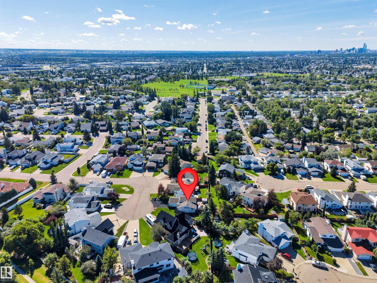5735 152A AV NW - 61