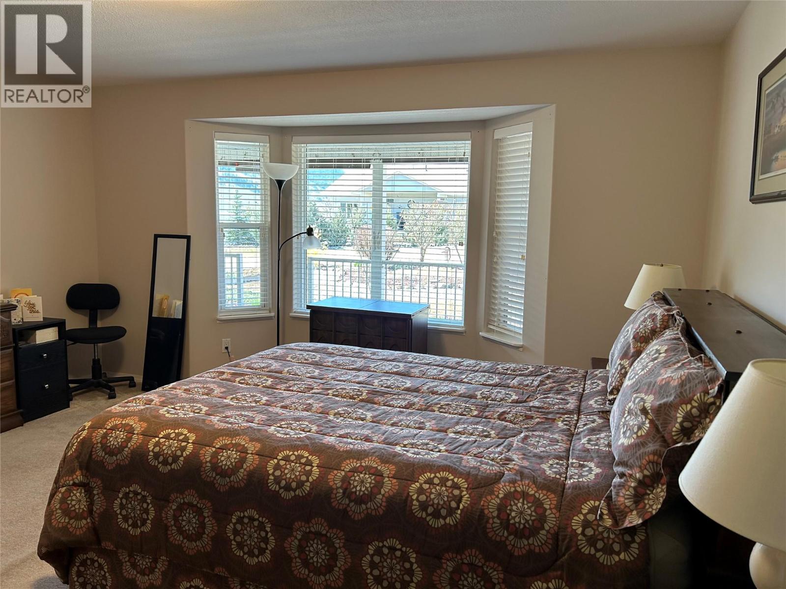 851 8 Avenue, Vernon