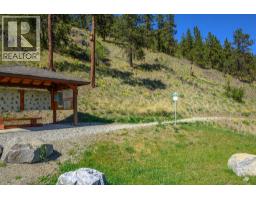 8872 Hampshire Crescent, Vernon, BC V1H2K9 Photo 17