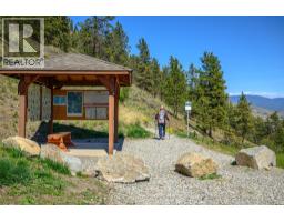 8872 Hampshire Crescent, Vernon, BC V1H2K9 Photo 14