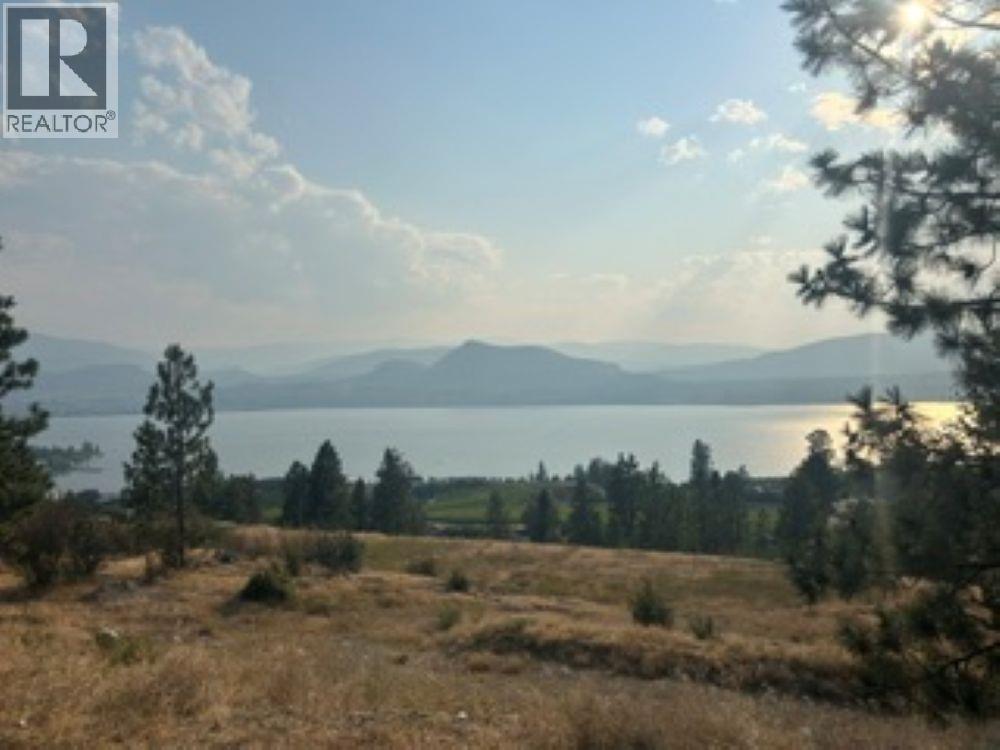 2 4650 North Naramata Road, Naramata