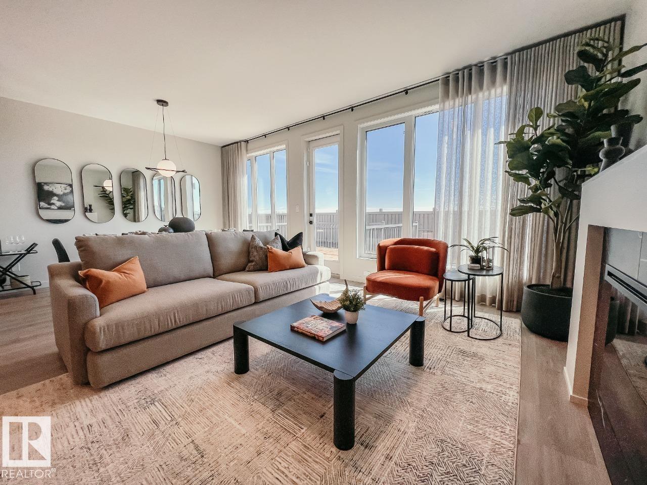 8331 224 ST NW - 6