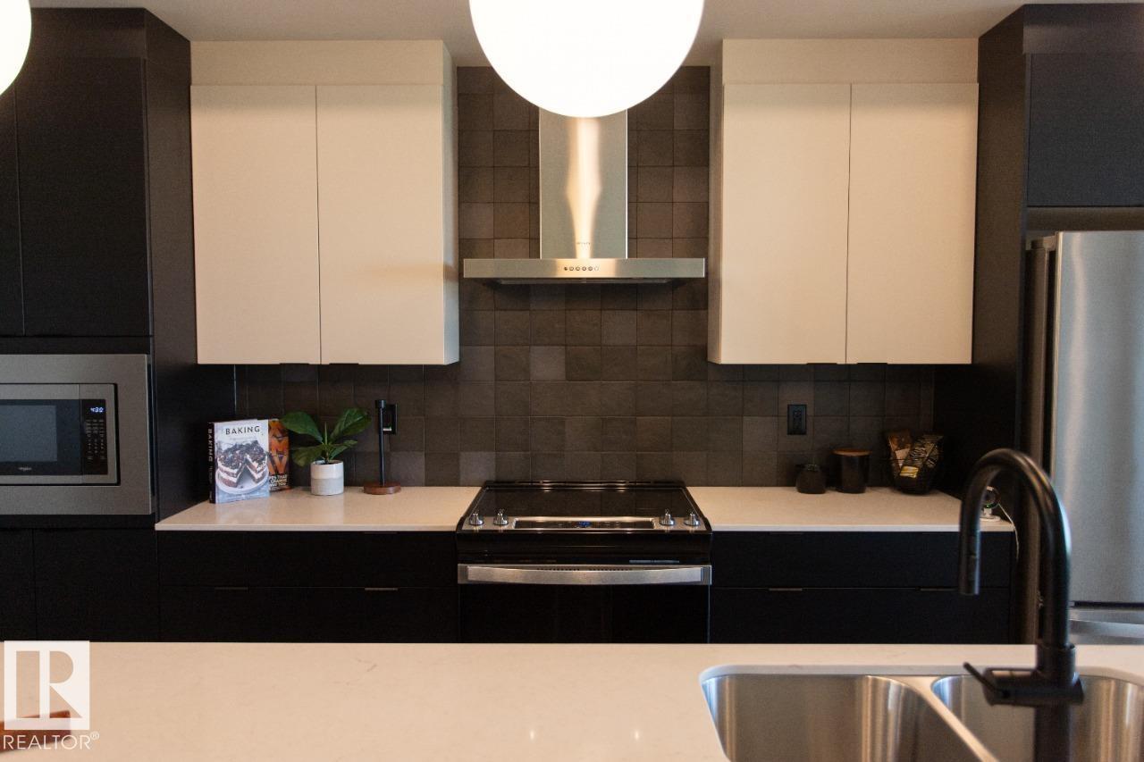 8331 224 ST NW - 3