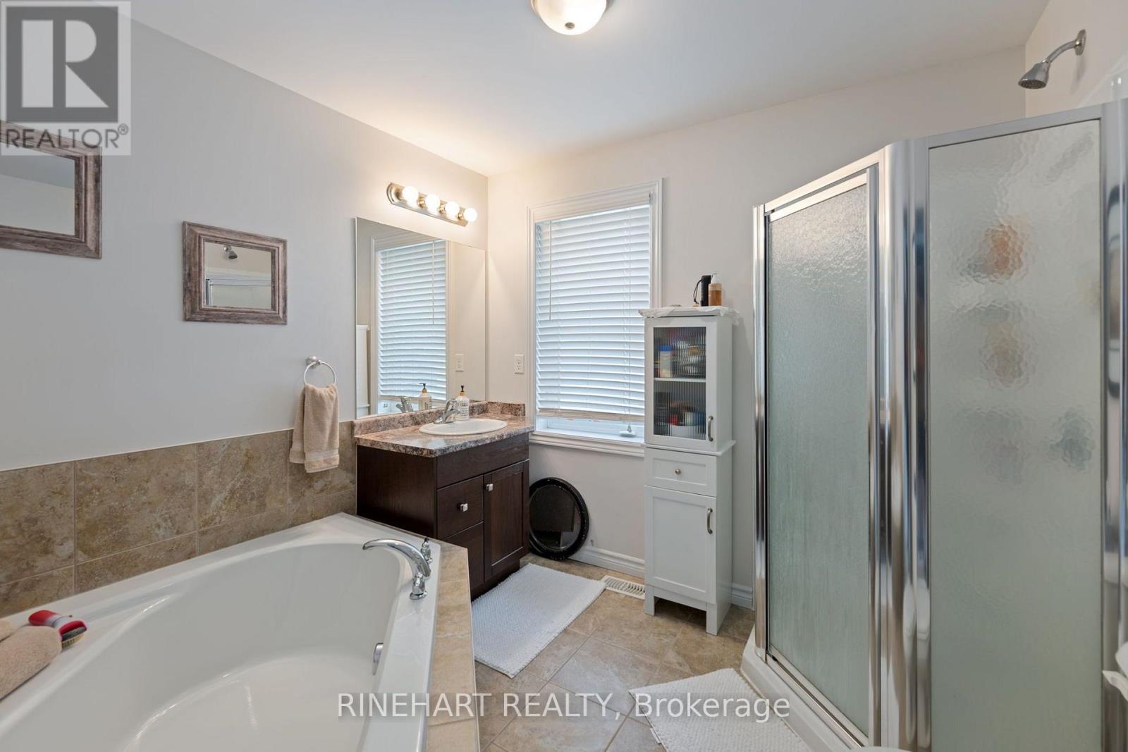 939 SILVERFOX CRESCENT - Image 18