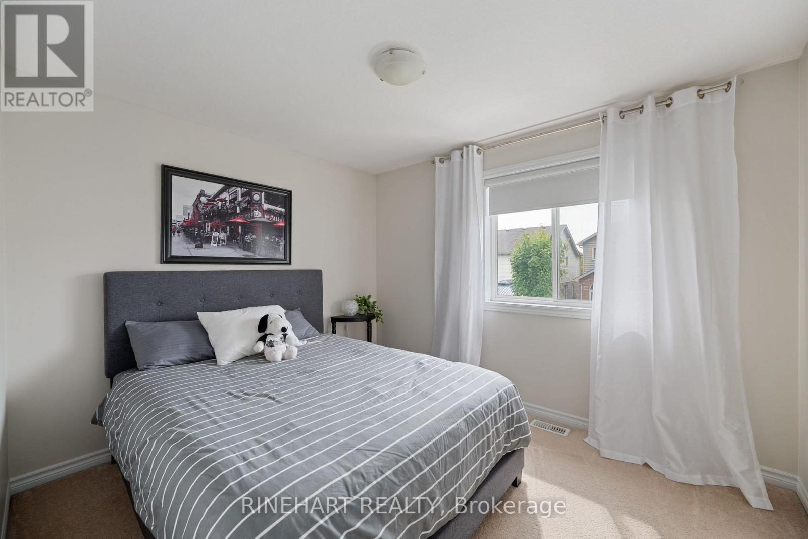 939 SILVERFOX CRESCENT - 21