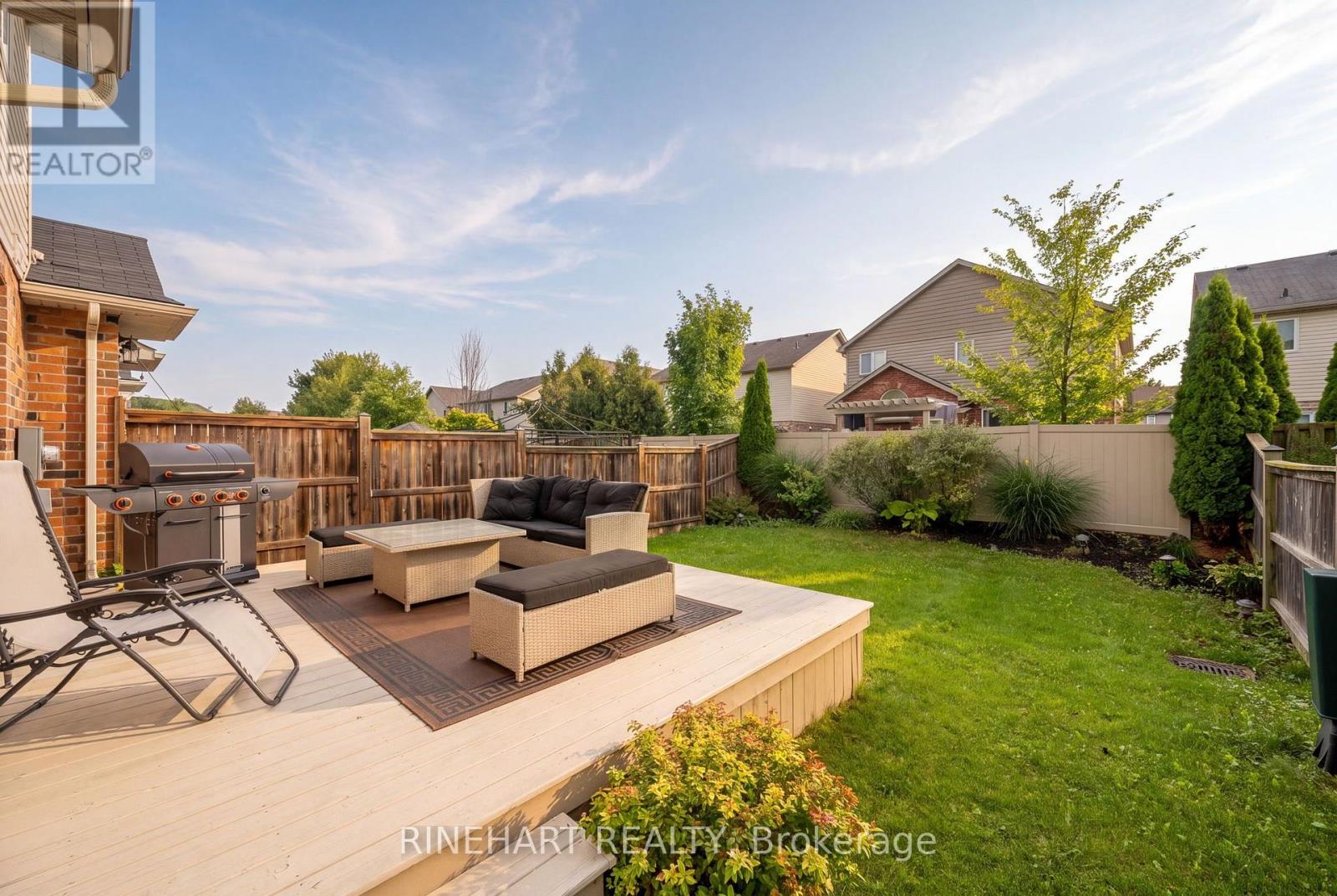 939 SILVERFOX CRESCENT - Image 25