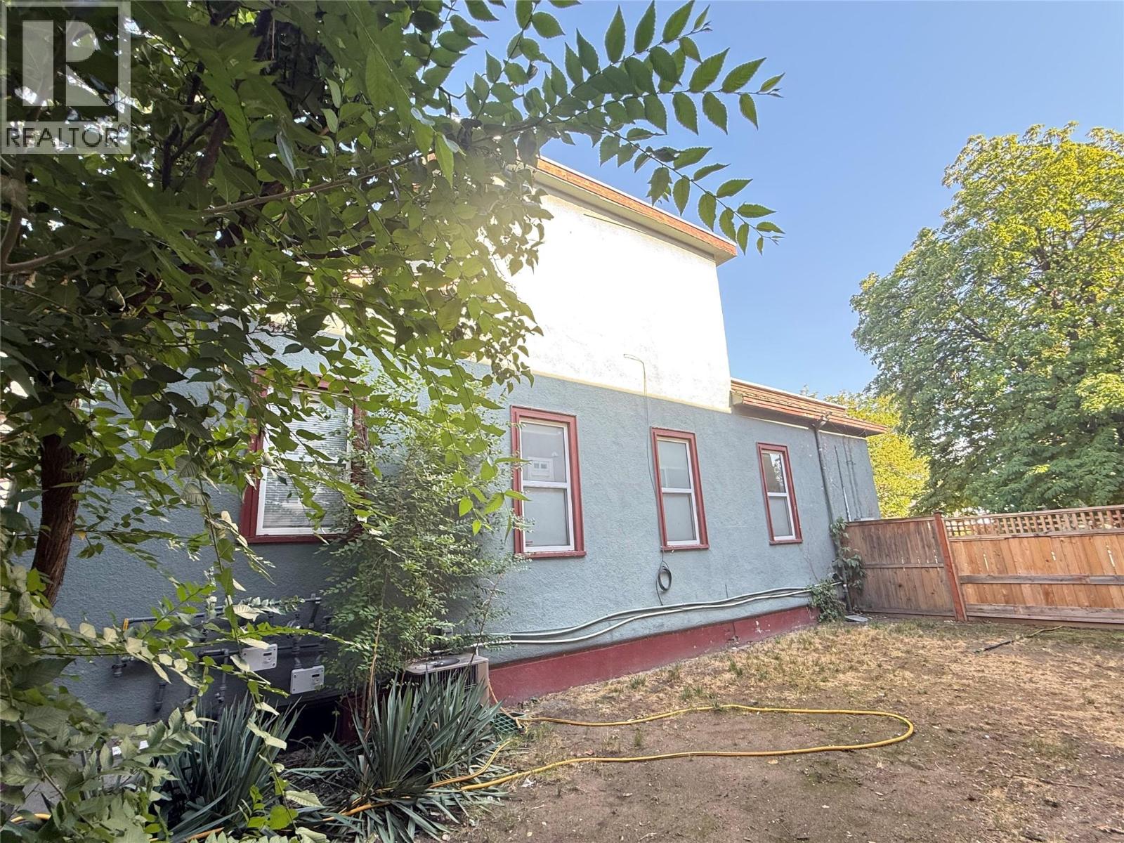  748 Bernard Avenue, Kelowna