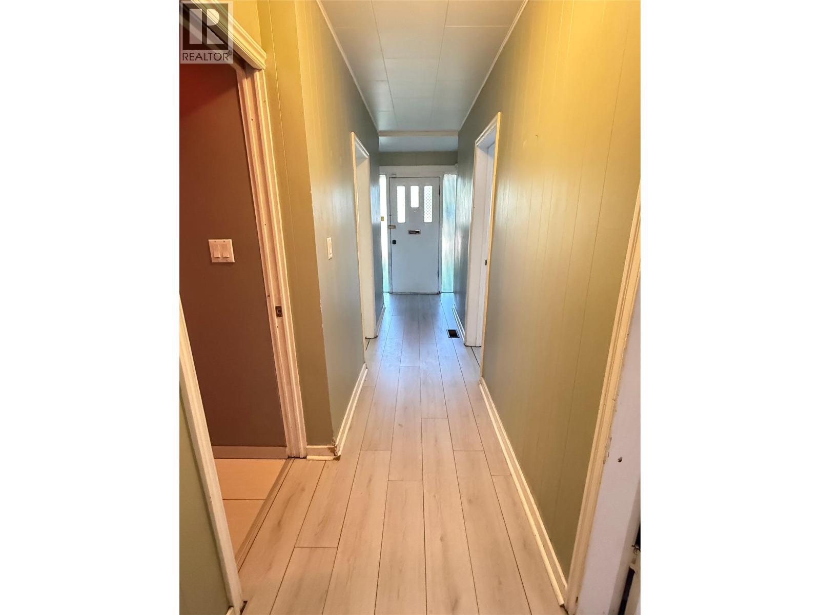  748 Bernard Avenue, Kelowna