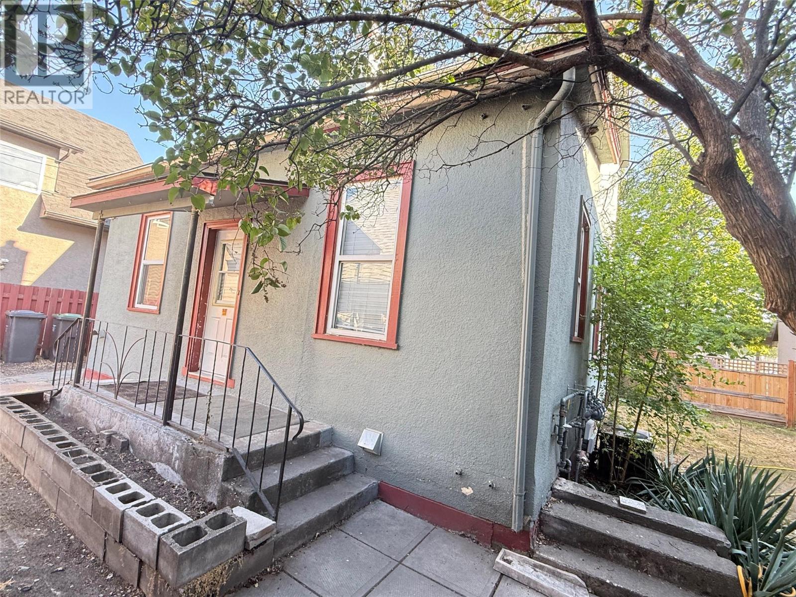  748 Bernard Avenue, Kelowna