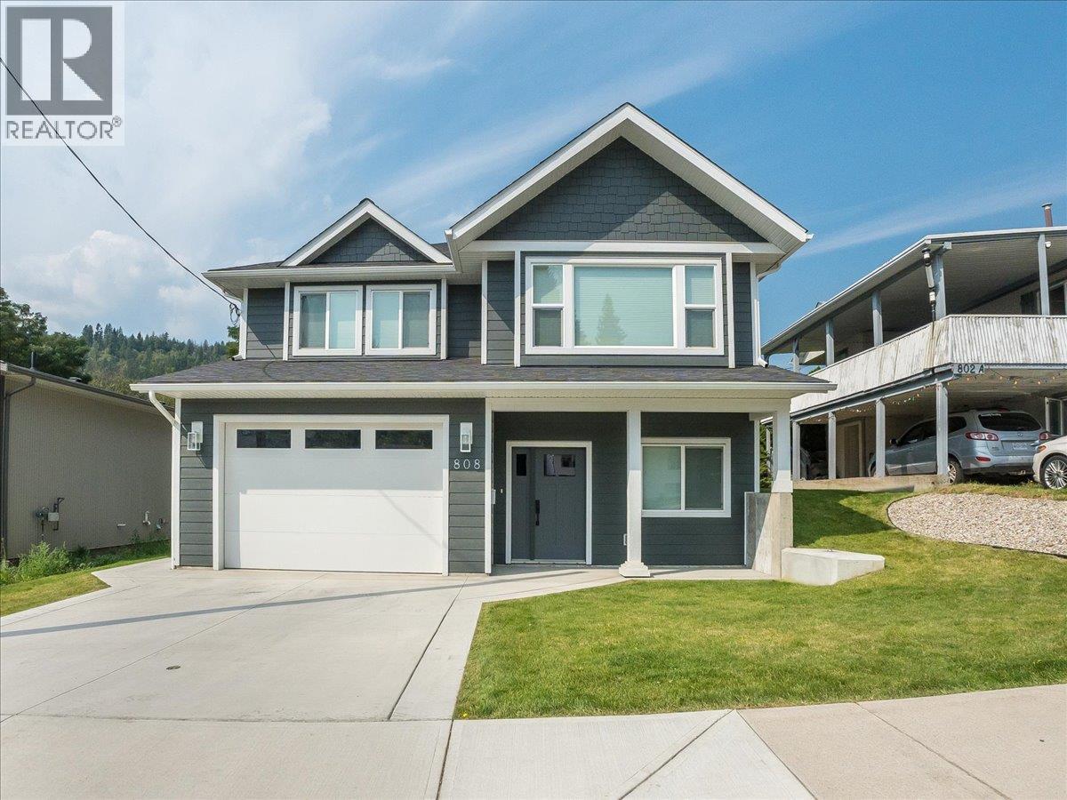 808 7th Avenue - 2