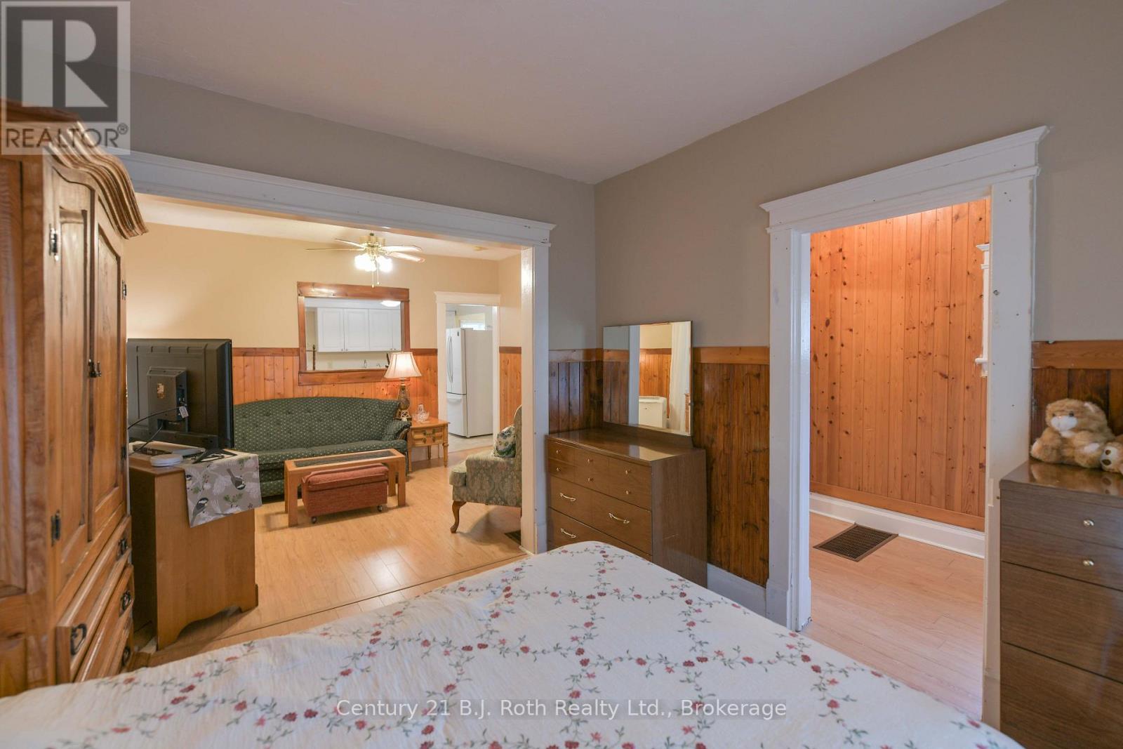 281 NOTTAWASAGA STREET - Image 25