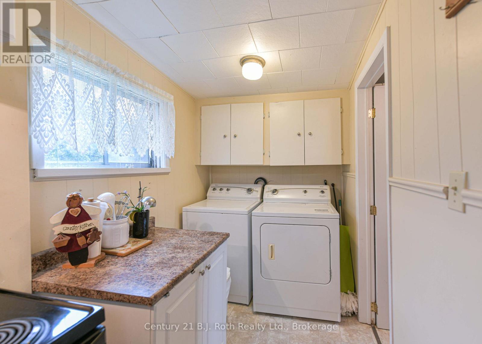 281 NOTTAWASAGA STREET - Image 35