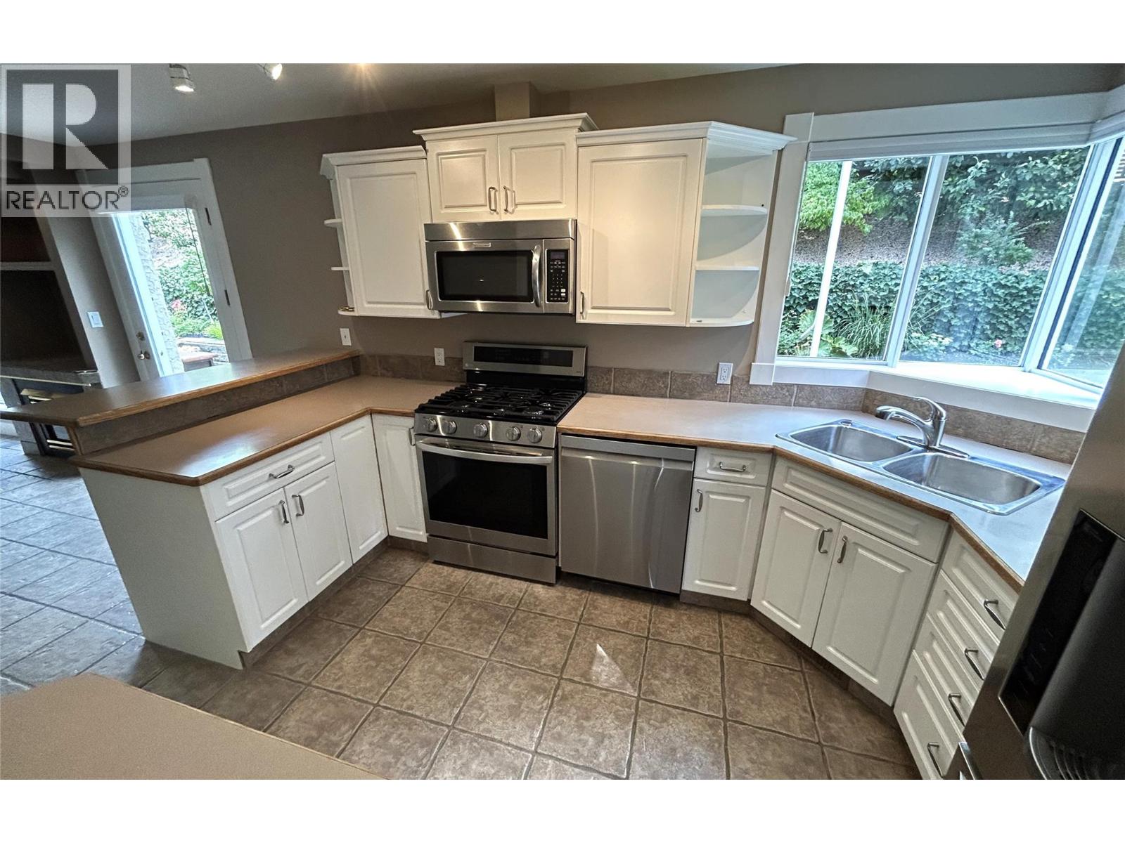 205 Merlin Court - 57
