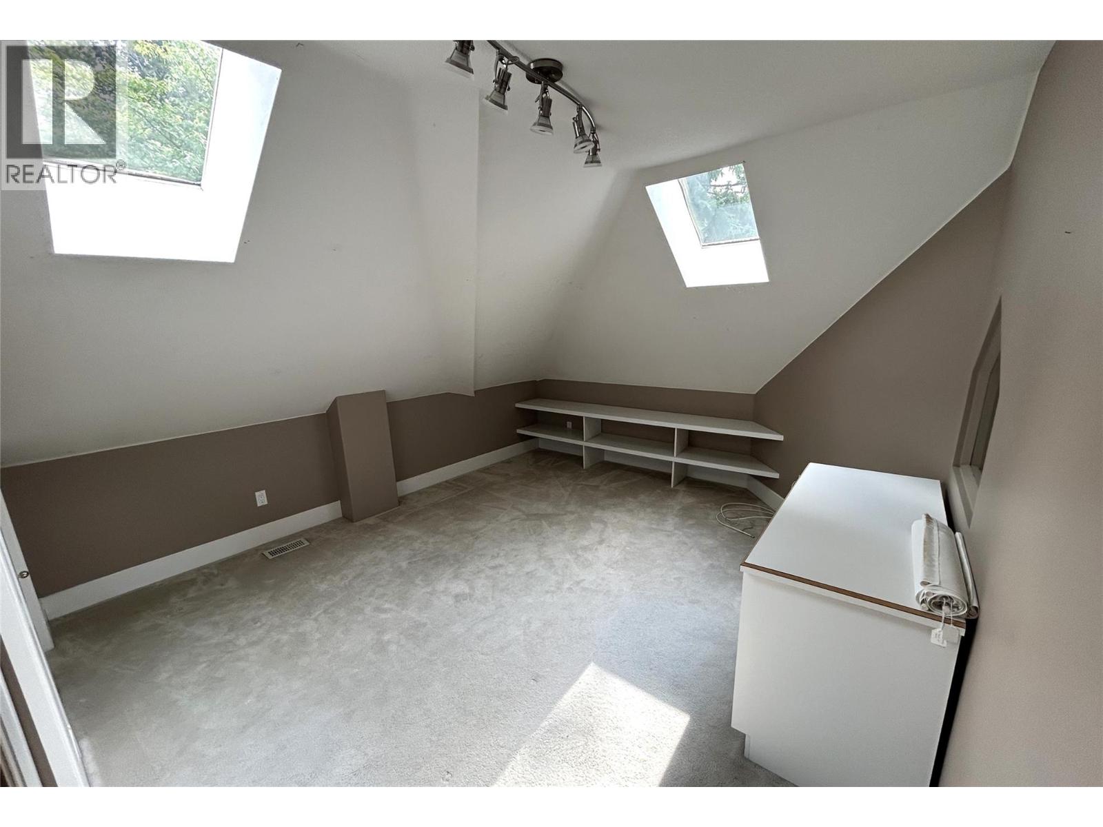 205 Merlin Court - 61