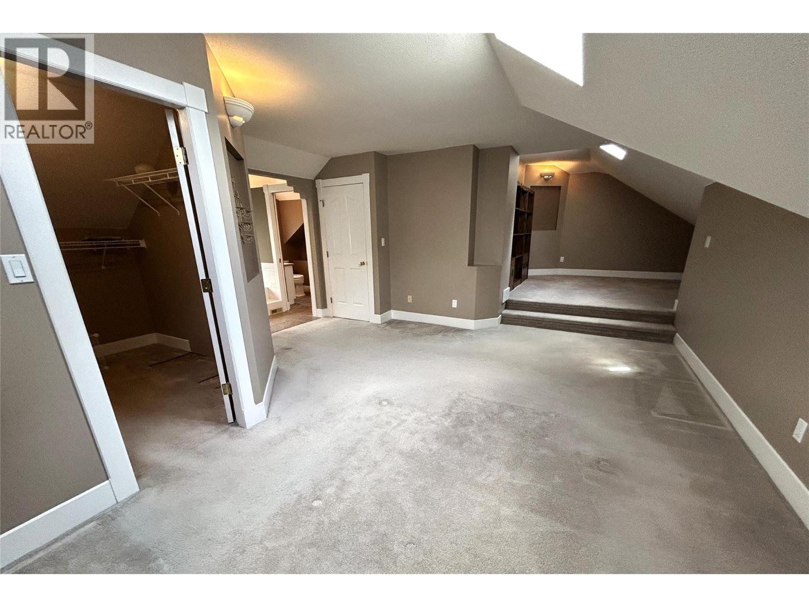 205 Merlin Court - 67