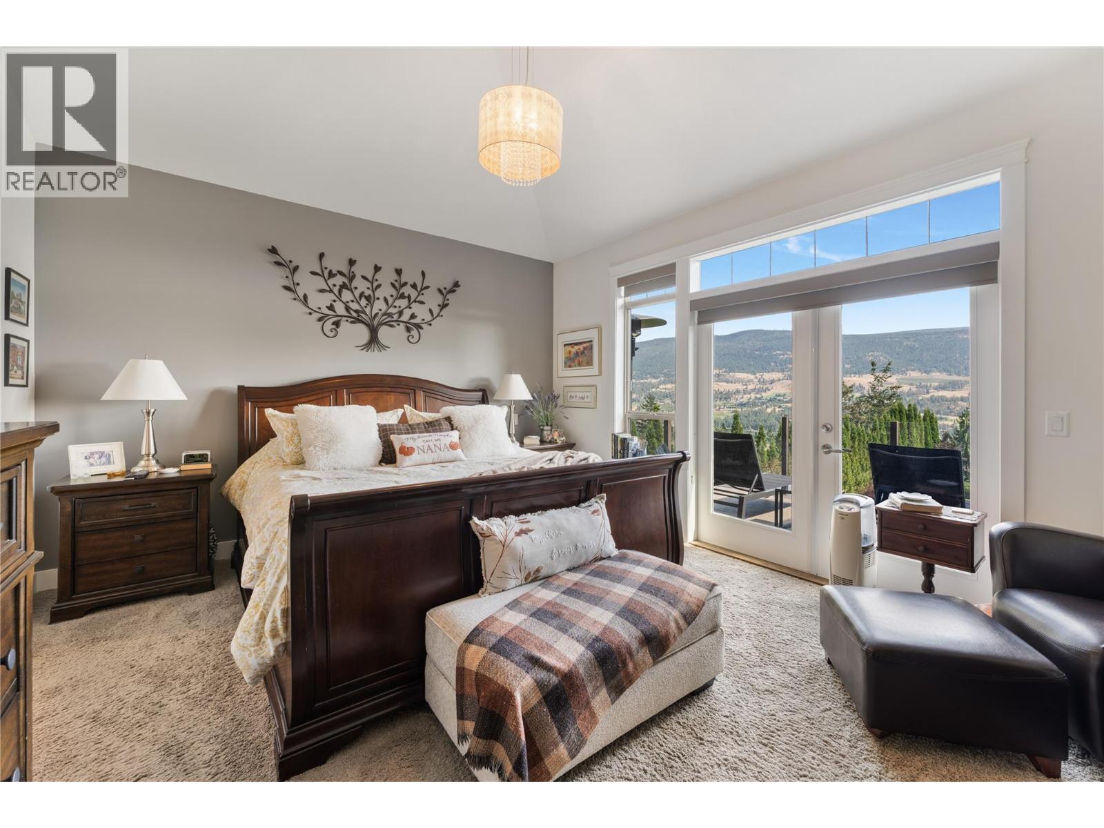 13011 East Ridge Drive, Lake Country