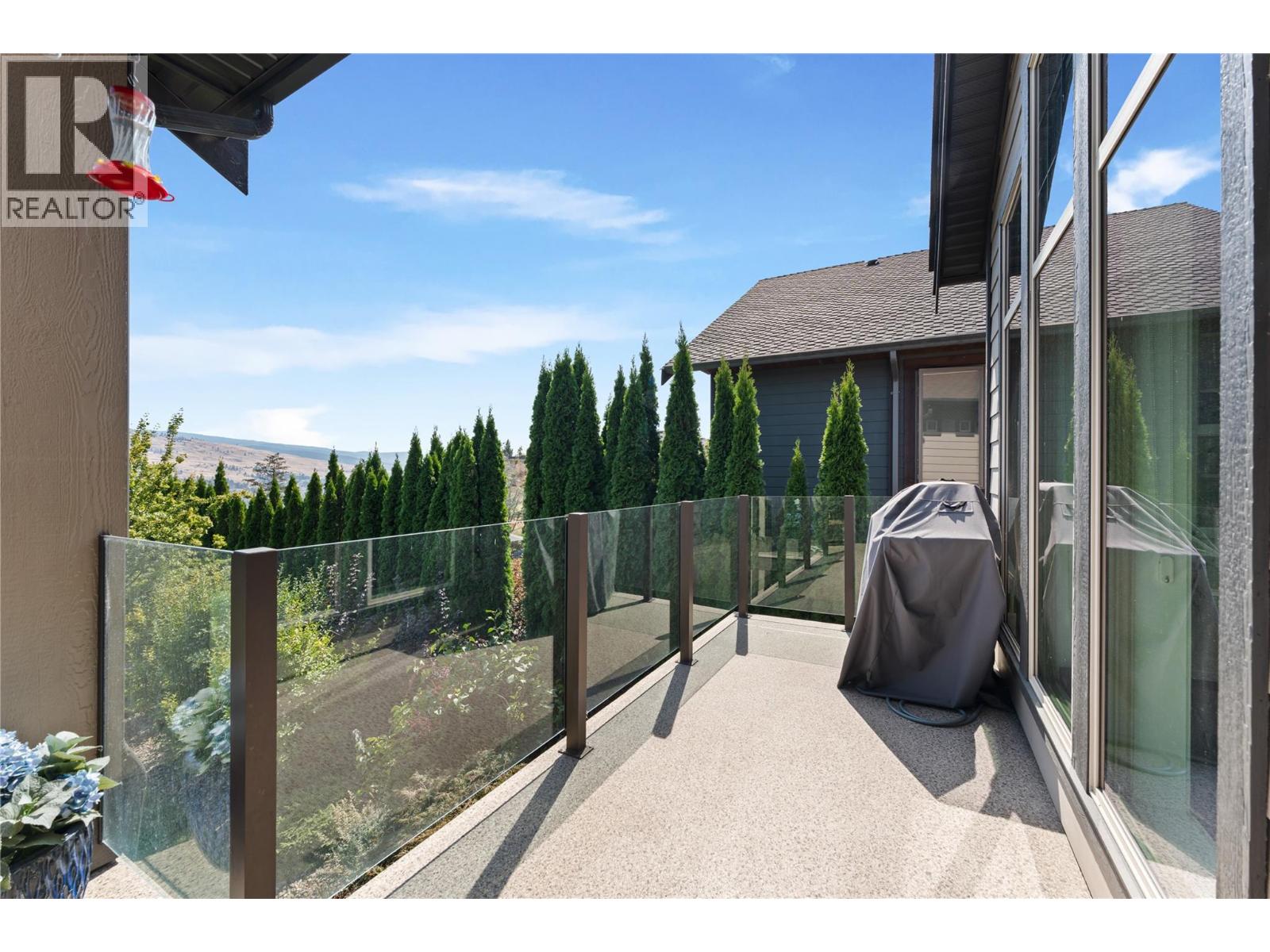 13011 East Ridge Drive, Lake Country