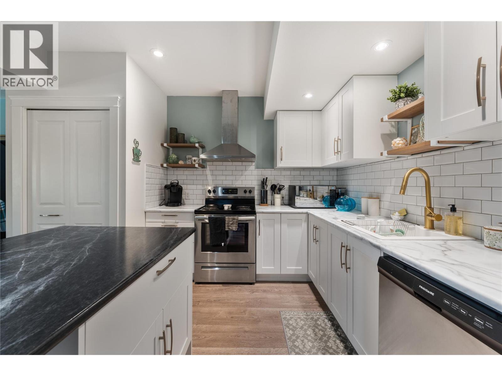 13011 East Ridge Drive, Lake Country