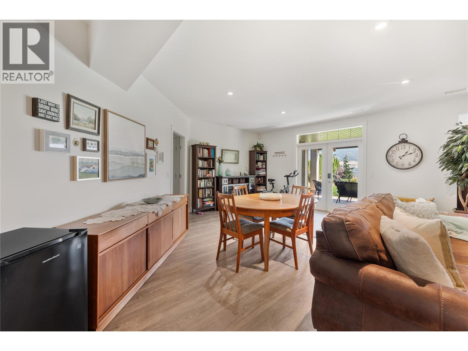 13011 East Ridge Drive, Lake Country