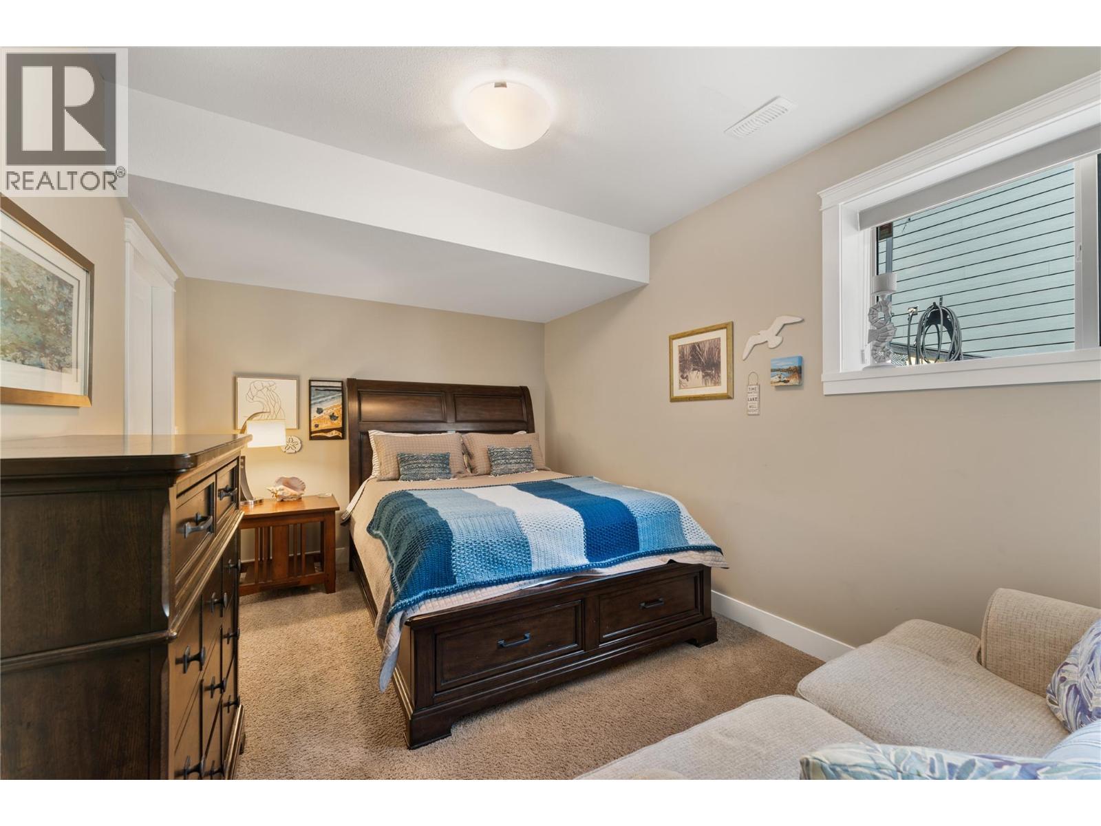 13011 East Ridge Drive, Lake Country