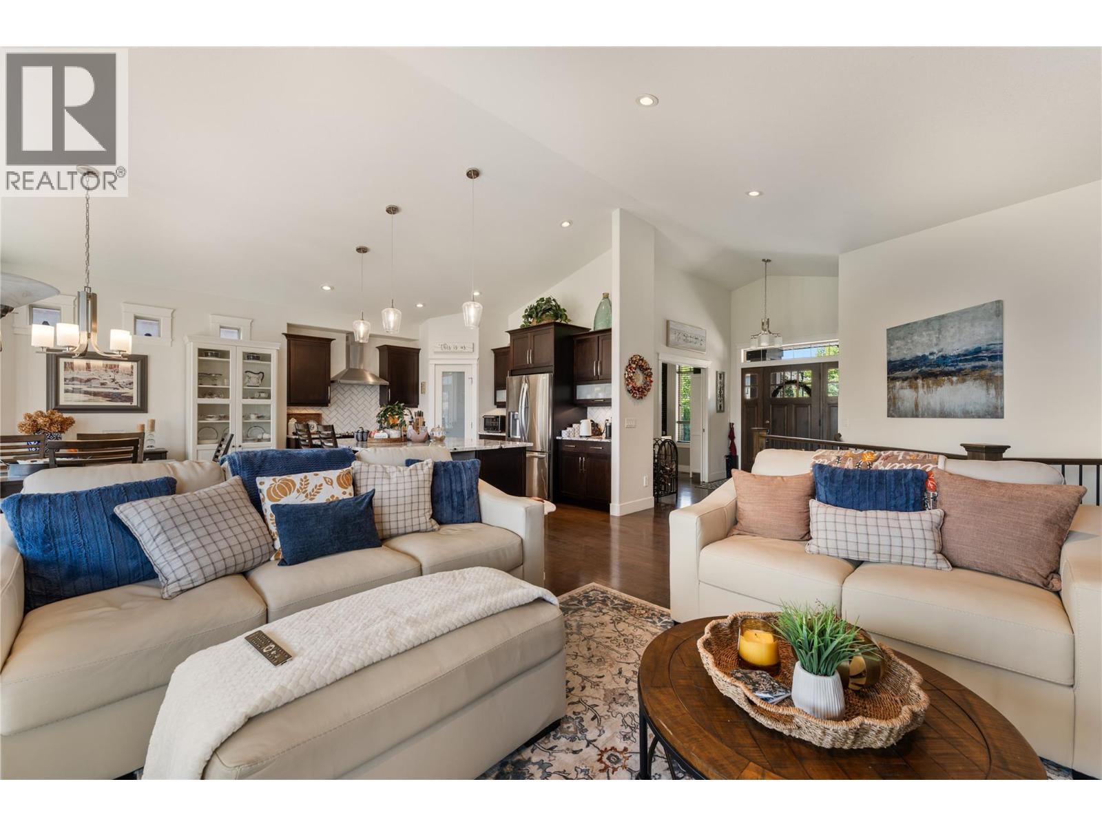 13011 East Ridge Drive, Lake Country