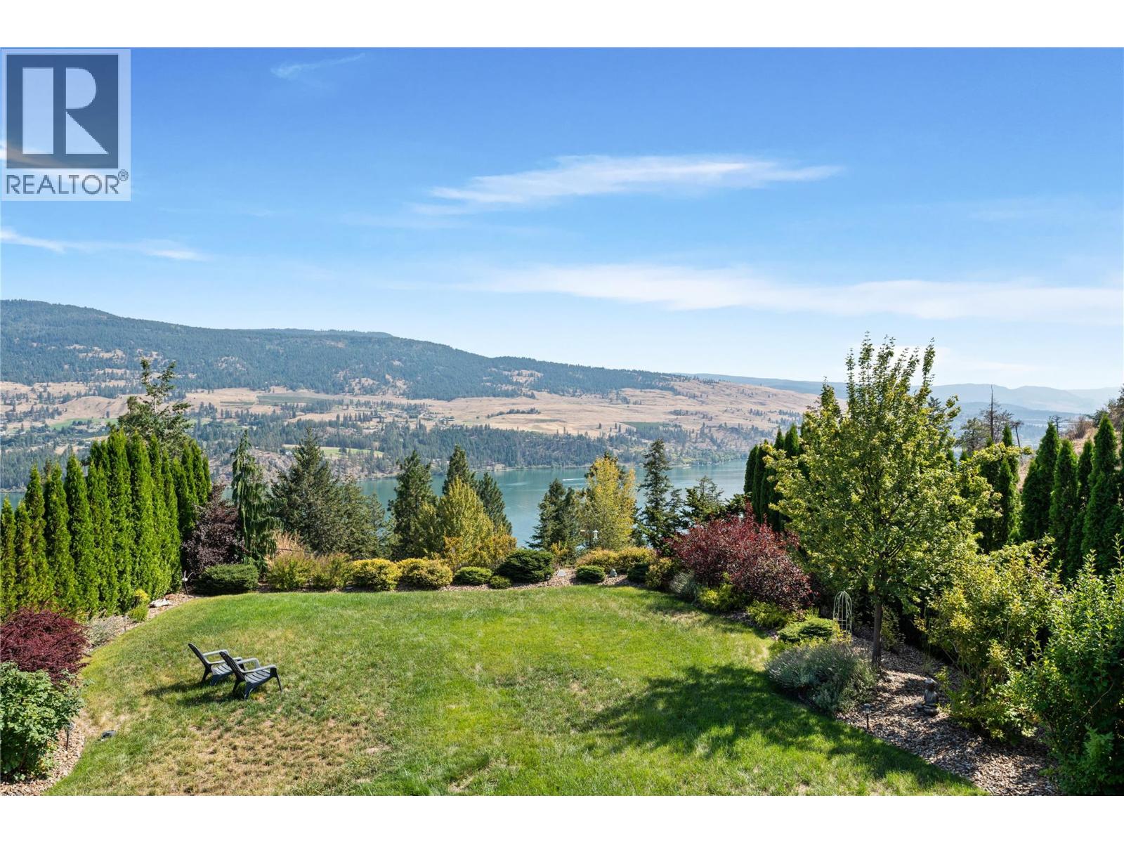 13011 East Ridge Drive, Lake Country
